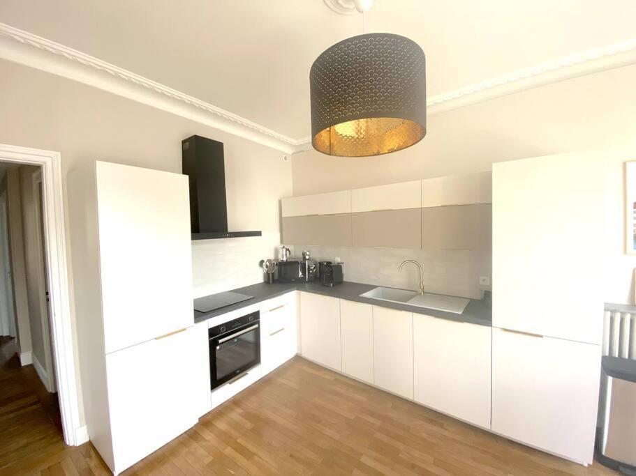 T3 De 73 M2 , Garage , Vue Montagnes Et Chateau Annecy Exterior foto